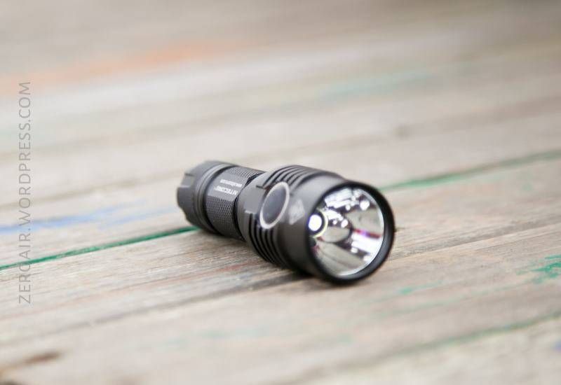 Nitecore MH23